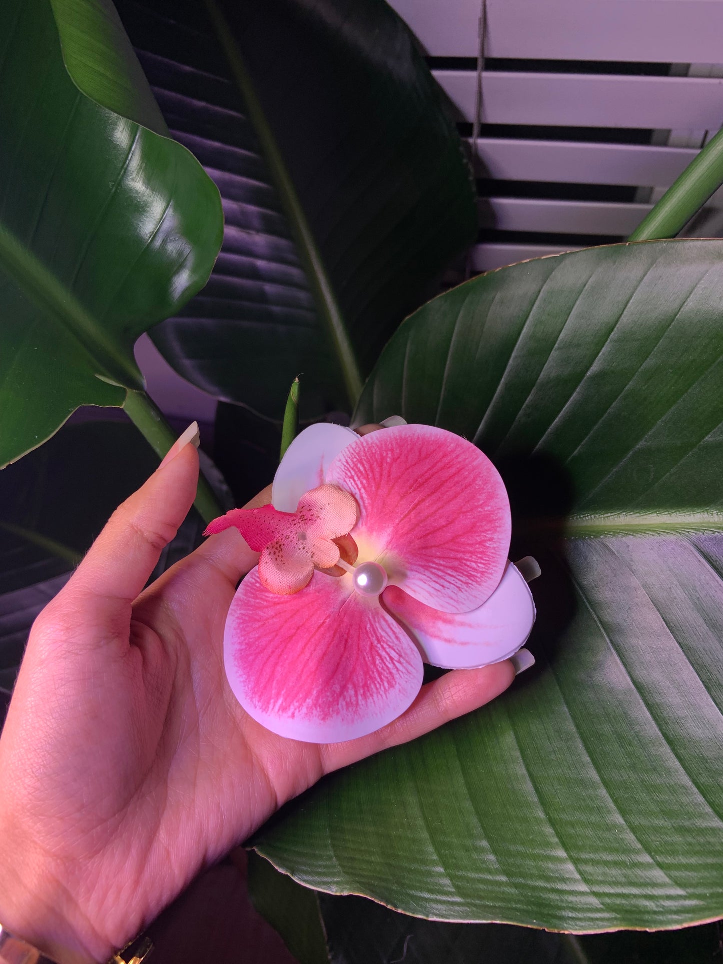Bold pink flower hair clip