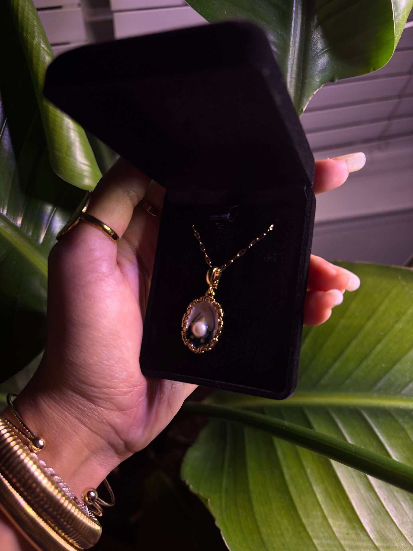 Gold Pearled Flower Necklace