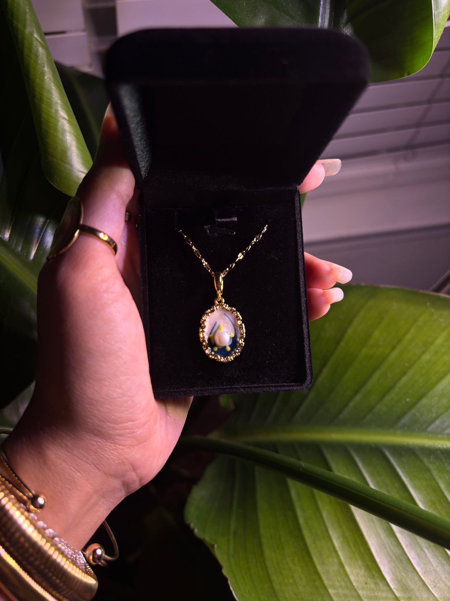 Gold Pearled Flower Necklace