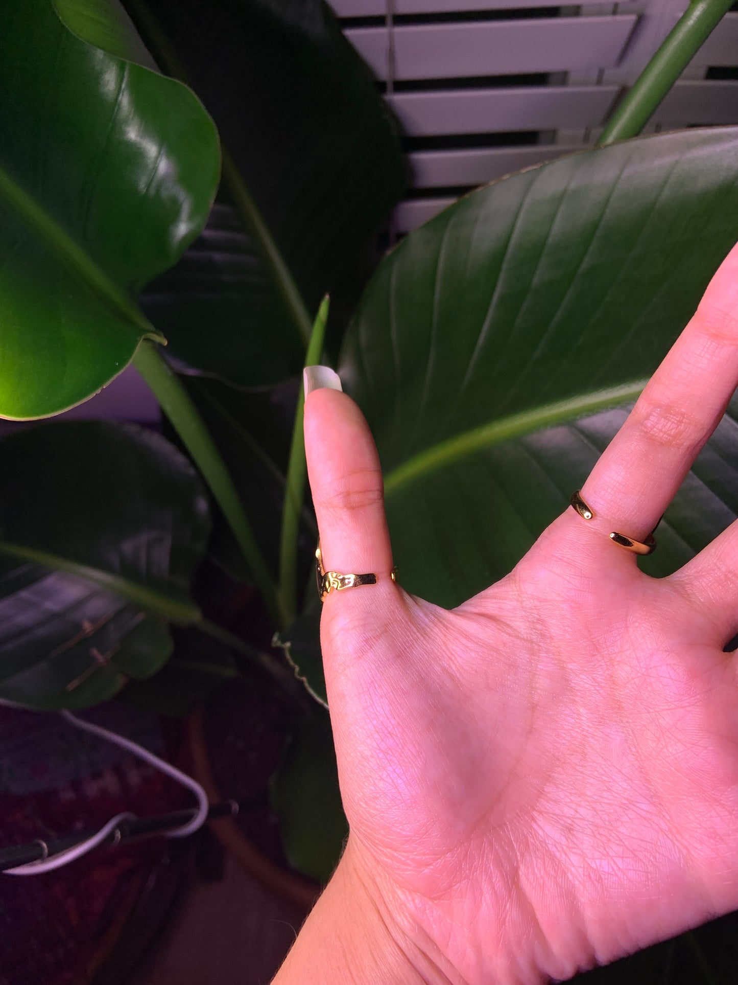 18k Gold plated flower ring encased in resin