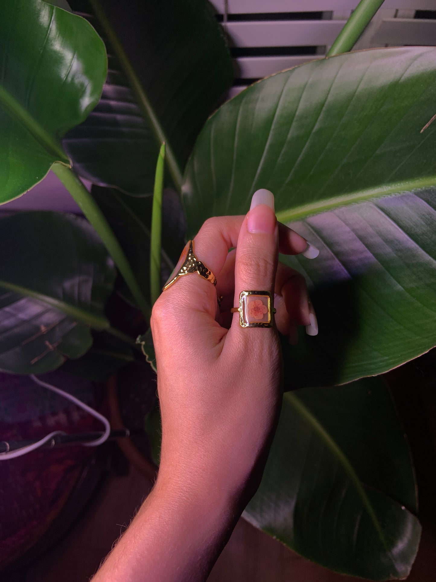 18k Gold plated flower ring encased in resin
