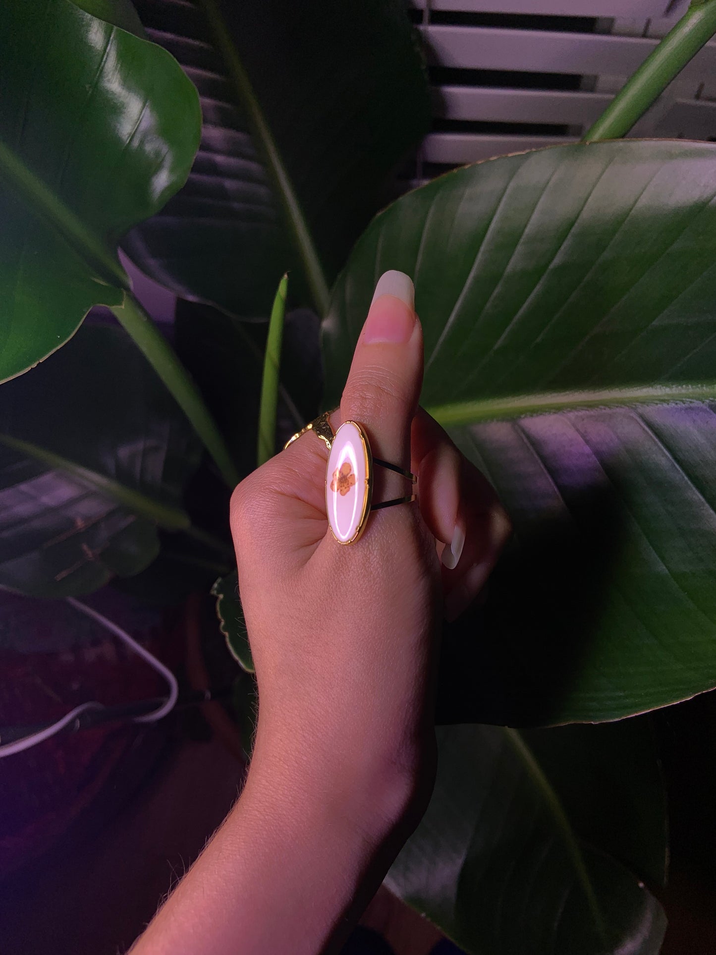 18k Gold plated flower ring encased in resin