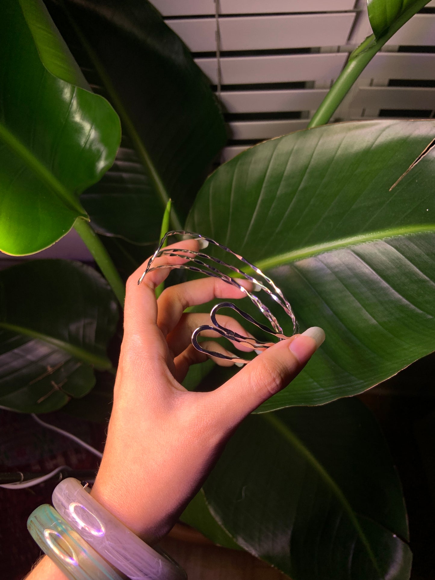 Small silver arm cuff