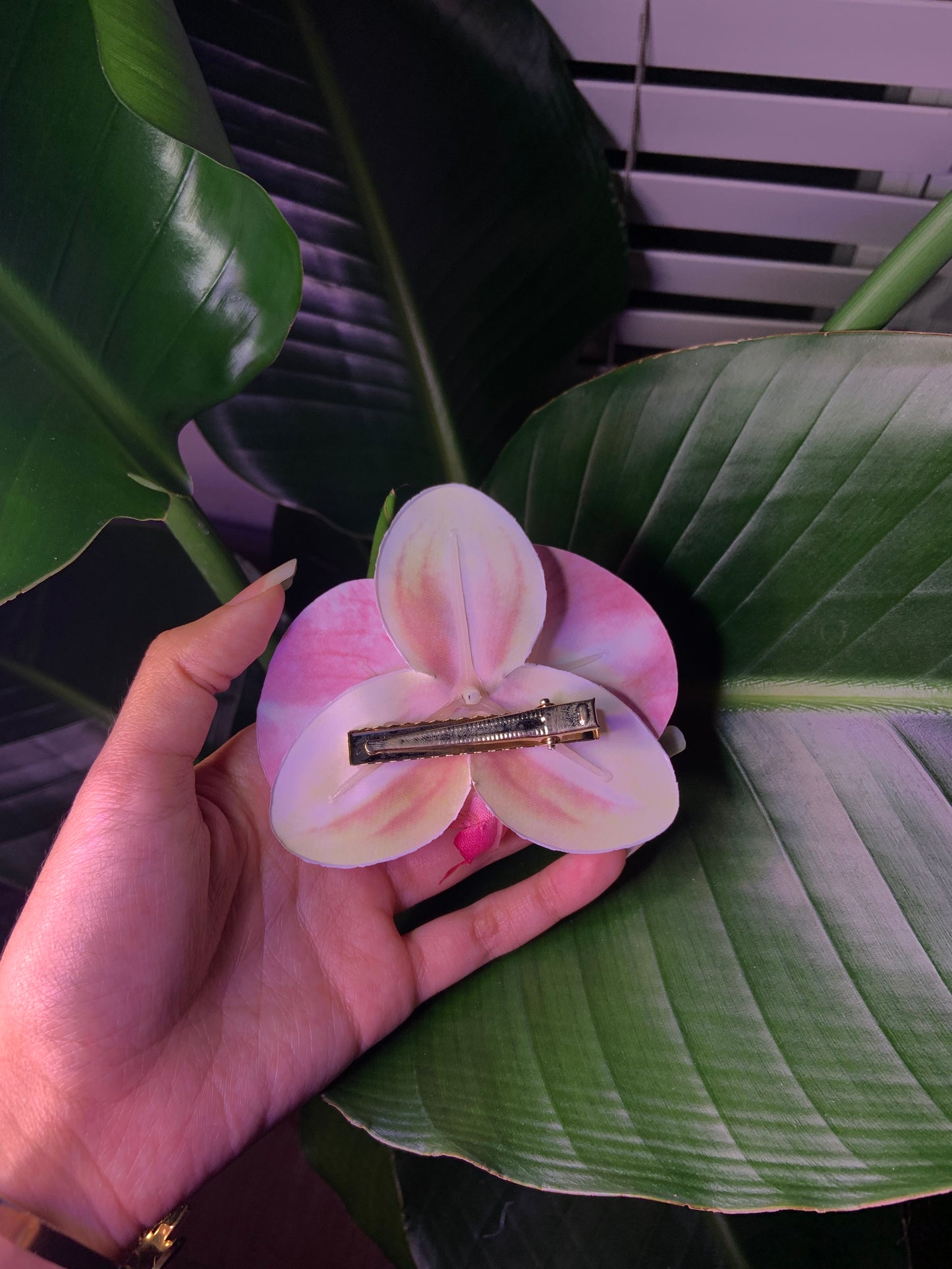 Light pink flower hair clip