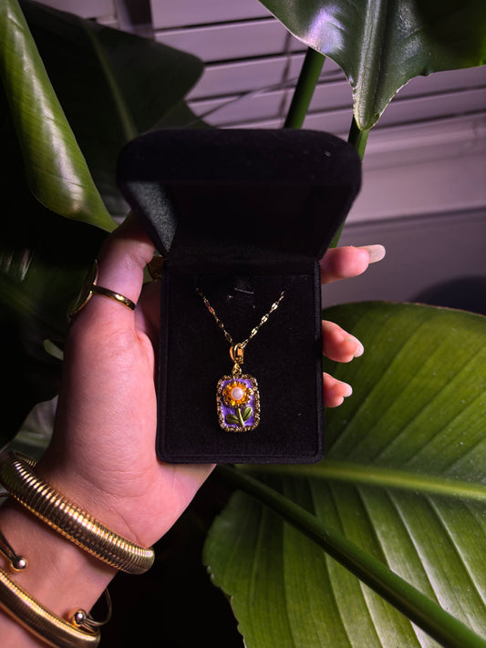 Gold Pearled Flower Necklace
