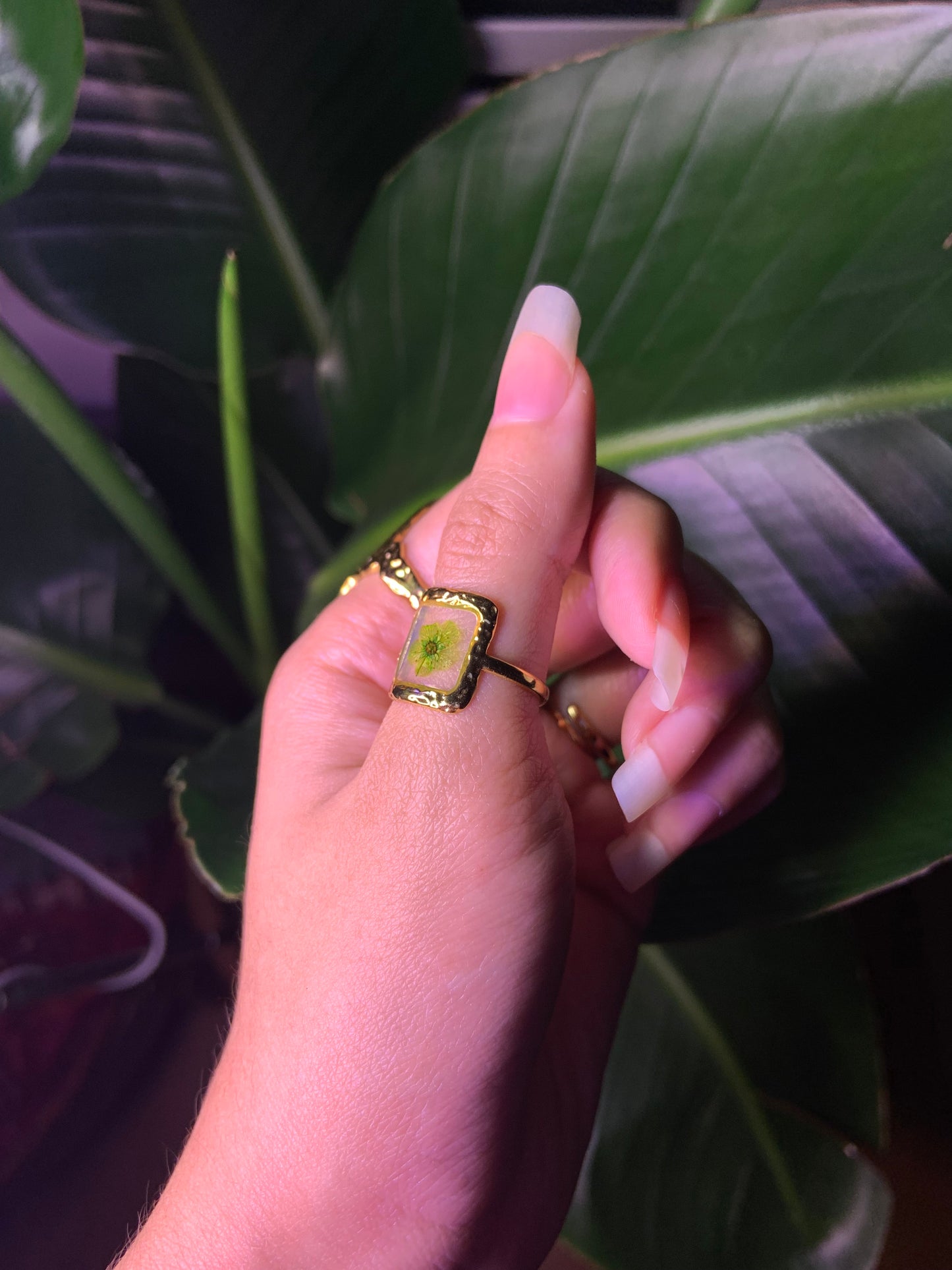 18k Gold plated green flower ring encased in resin